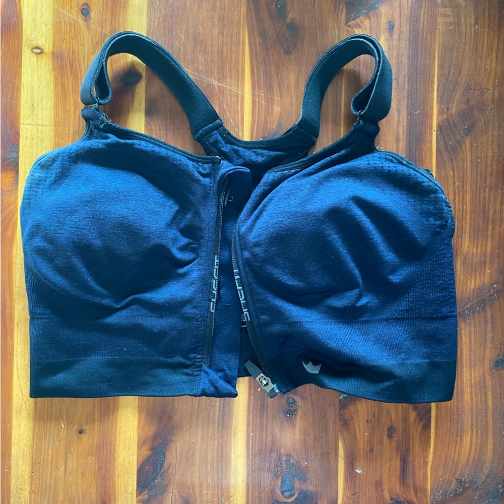 Shefit 2luxe low impact sports bra